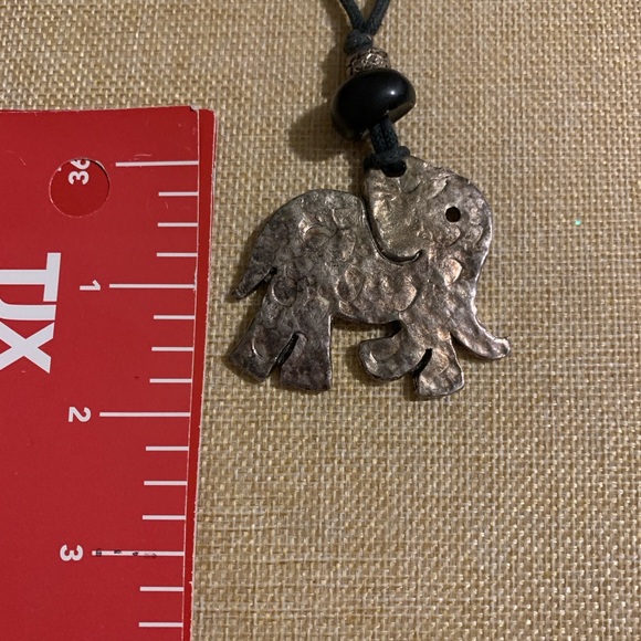 Elephant pendant by Paris designer Jacky de G - Picture 8 of 9